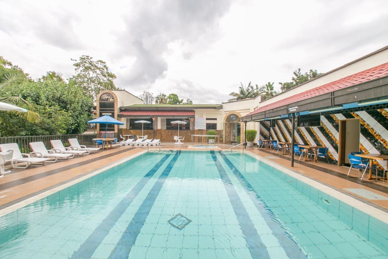 Green Hills Hotel Nyeri Exterior foto